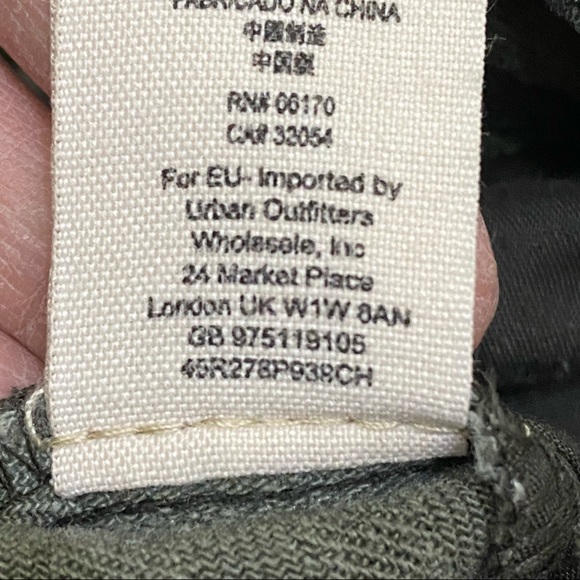 Free People Army Green Herringbone Distressed Relaxed Pants Size 4 - Picture 11 of 12